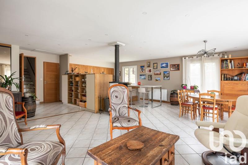 Maison - 149 m² - 6 pièces