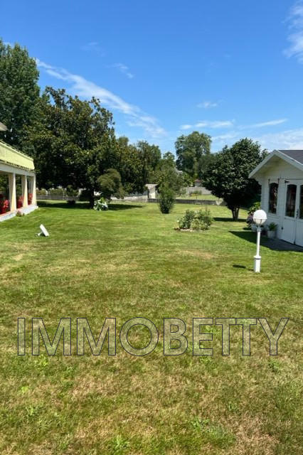 Maison - 180 m² - 6 pièces