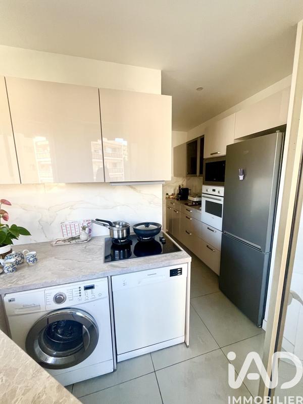 Appartement - 98 m² - 3 pièces