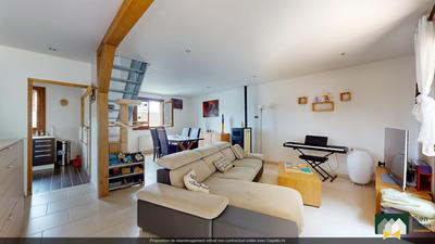 Maison - 95 m² - 5 pièces