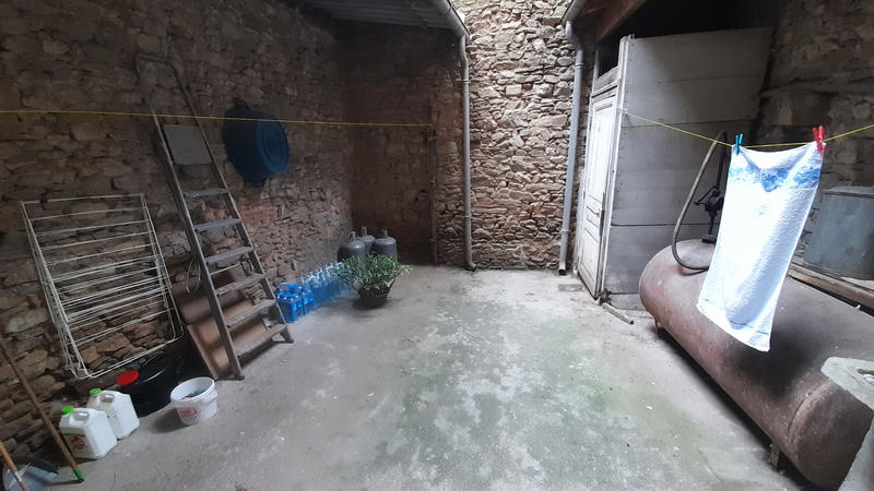 Maison - 180 m² - 7 pièces