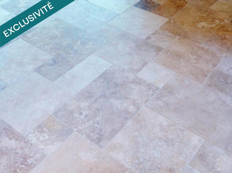 Maison - 340 m² - 7 pièces