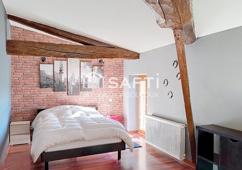 Maison - 250 m² - 7 pièces