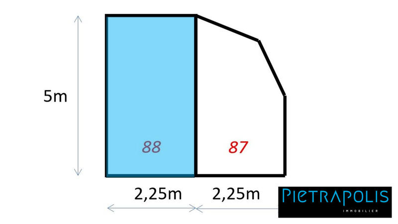 Parking / Garage - 10 m²