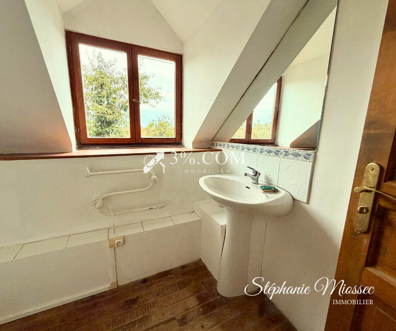 Maison en pierre - 92 m² - 4 pièces