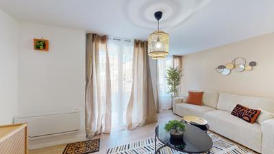 Appartement - 111 m² - 6 pièces