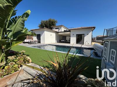 Maison - 187 m² - 8 pièces