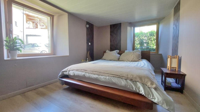 Maison - 132 m² - 8 pièces