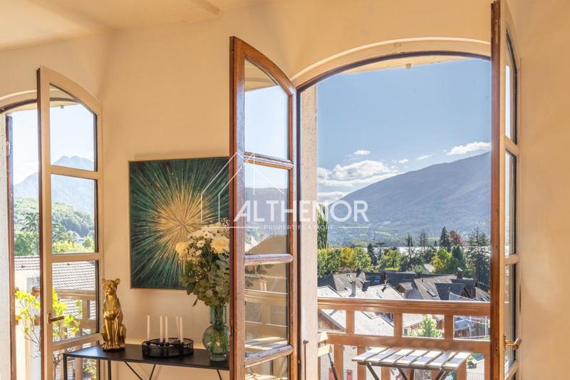 Appartement - 125 m² - 4 pièces