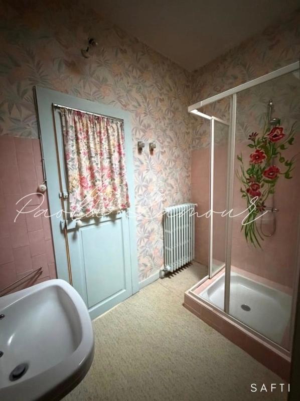 Maison - 184 m² - 8 pièces