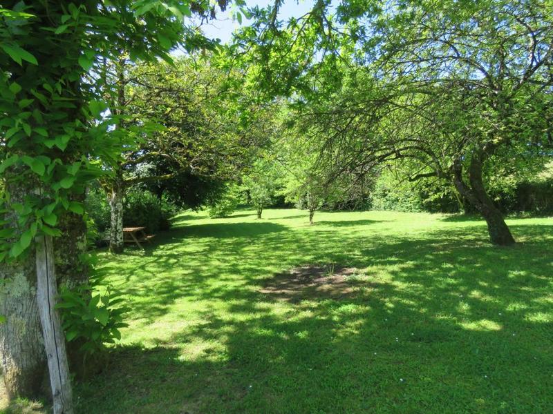 Maison - 250 m² - 6 pièces