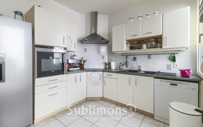 Maison bourgeoise - 274 m² - 8 pièces