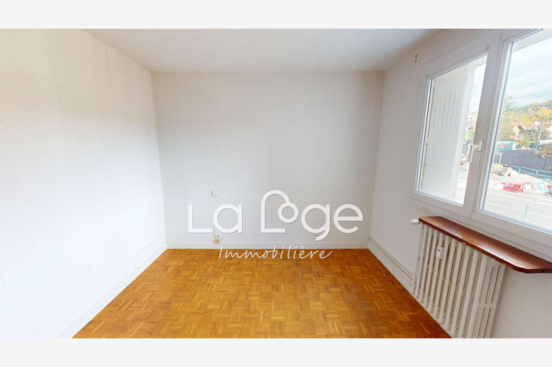 Appartement - 79 m² - 4 pièces