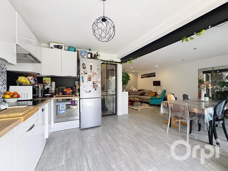 Appartement - 86 m² - 3 pièces