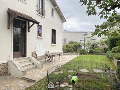 Maison - 120 m² - 7 pièces