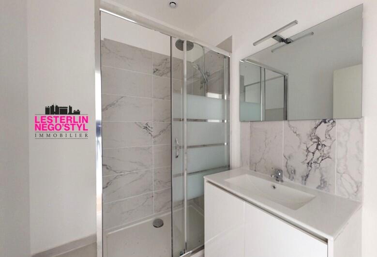 Appartement - 65 m² - 4 pièces