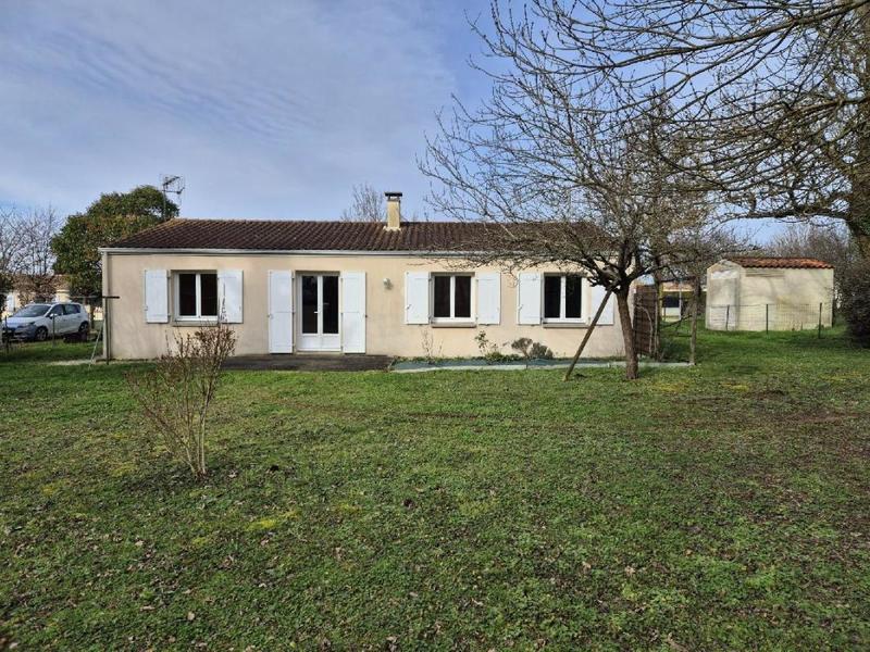 Maison - 90 m² - 4 pièces