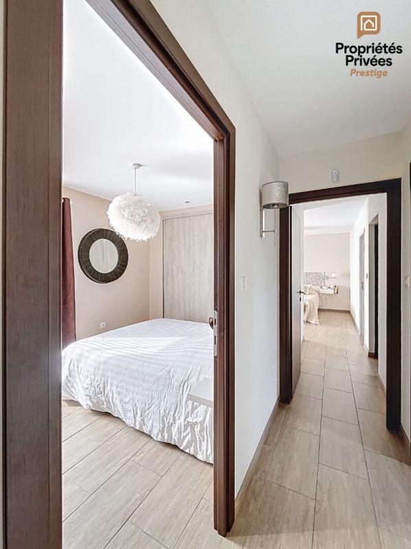 Villa - 205 m² - 5 pièces