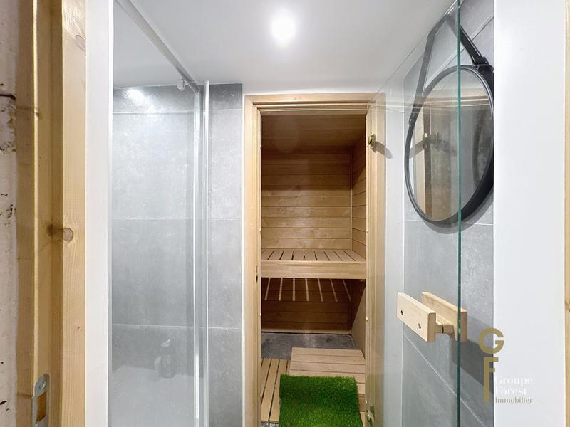 Maison - 180 m² - 5 pièces