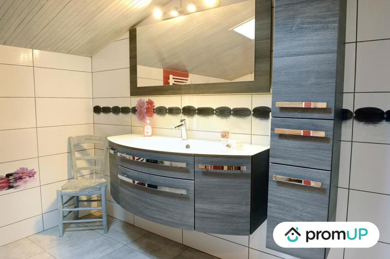 Maison - 276 m² - 8 pièces