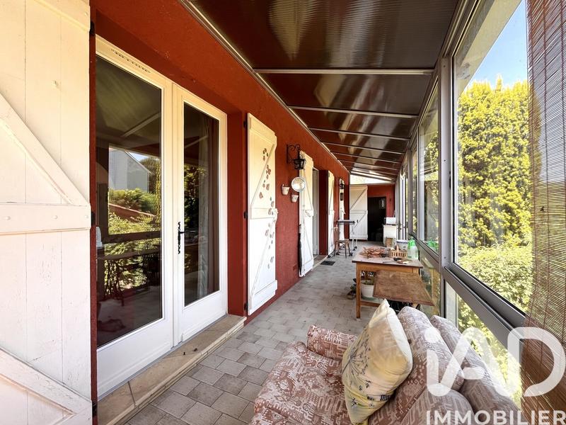 Maison - 137 m² - 6 pièces