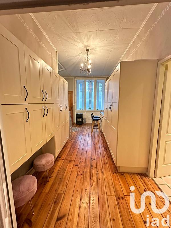 Appartement - 100 m² - 4 pièces