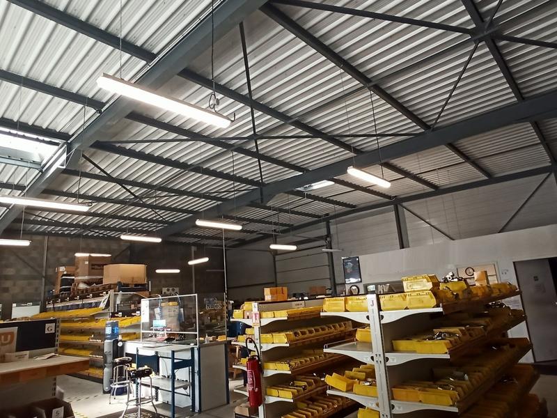 Local commercial - 440 m²