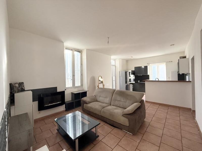 Appartement - 75 m² - 4 pièces