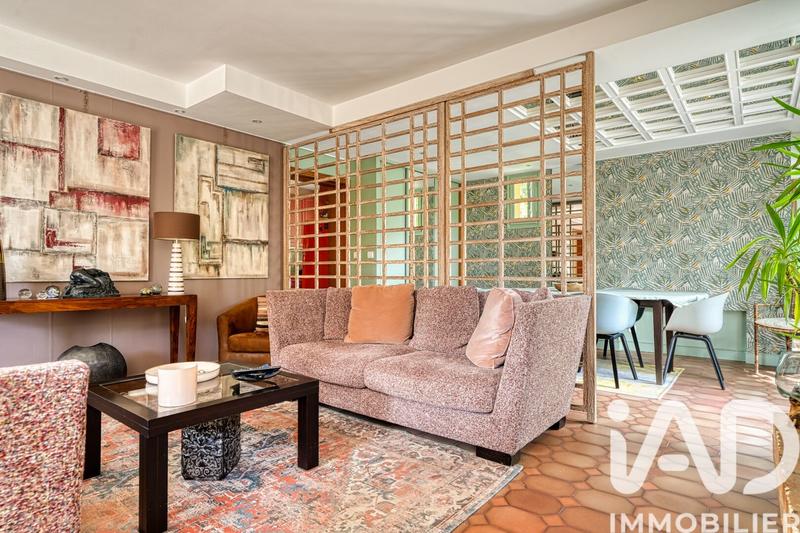 Maison - 180 m² - 6 pièces