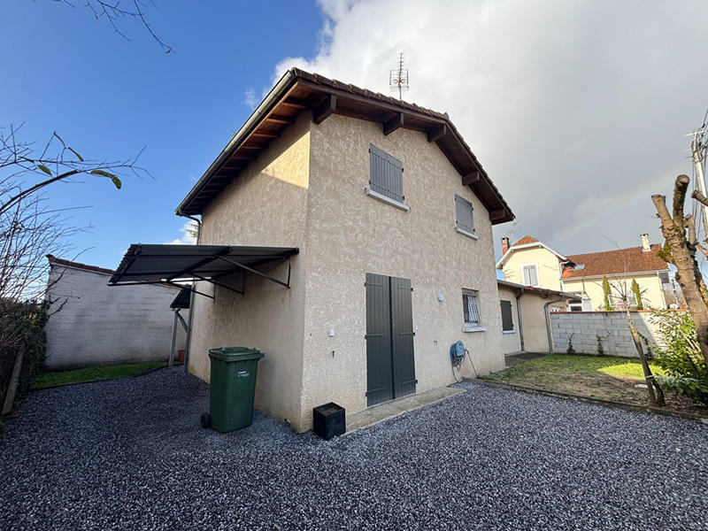 Maison - 80 m² - 4 pièces