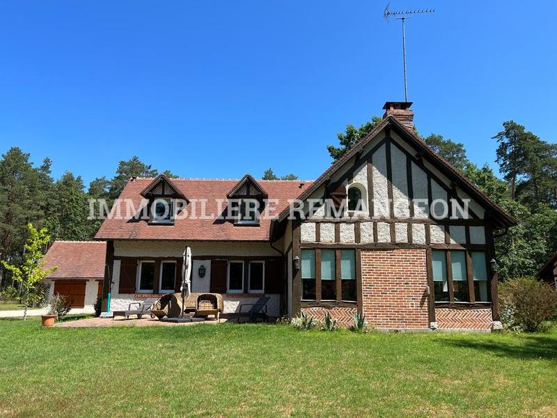 Demeure - 161 m² - 5 pièces