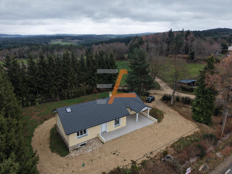 Maison - 170 m² - 1 pièce