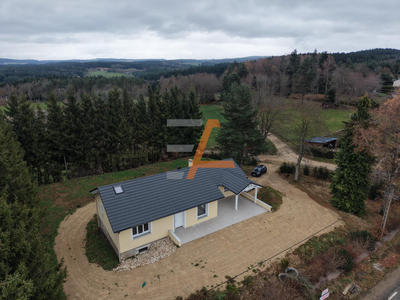 Maison - 170 m² - 1 pièce