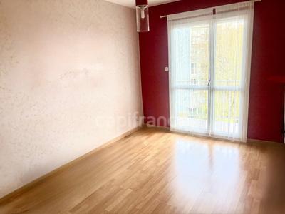 Appartement - 81 m² - 5 pièces
