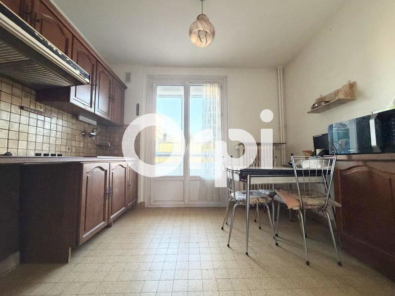 Appartement - 83 m² - 3 pièces