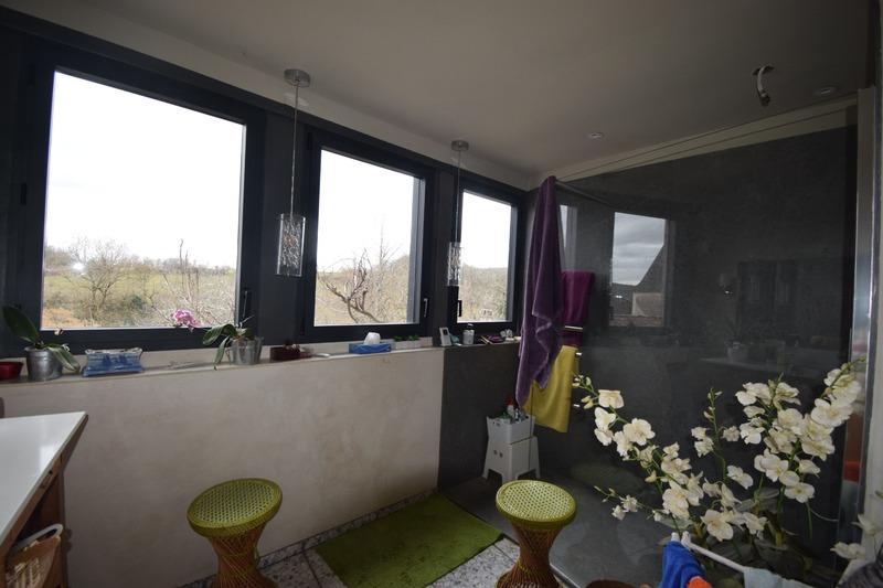 Maison - 203 m² - 7 pièces