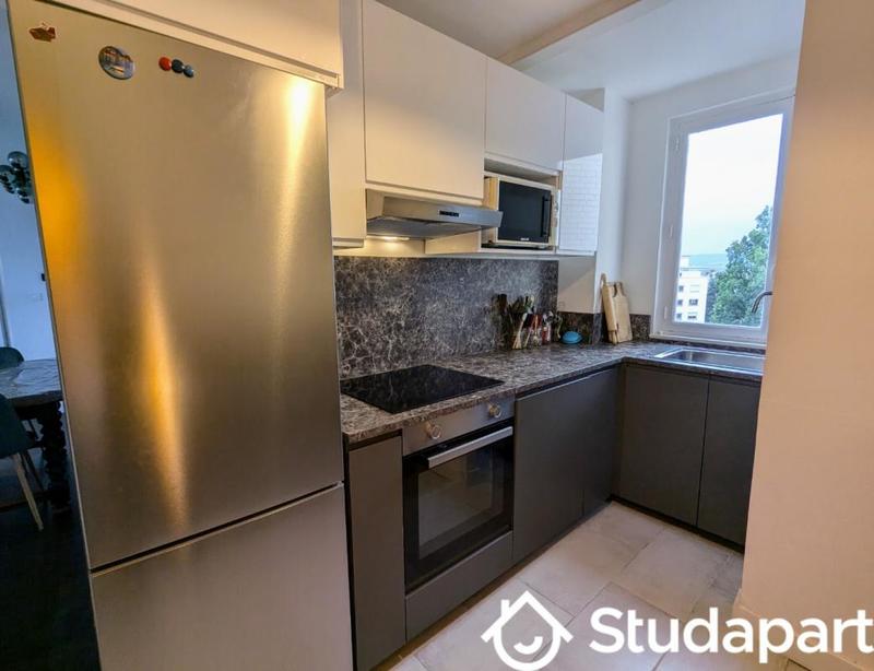 Chambre - 9 m² - 1 pièce