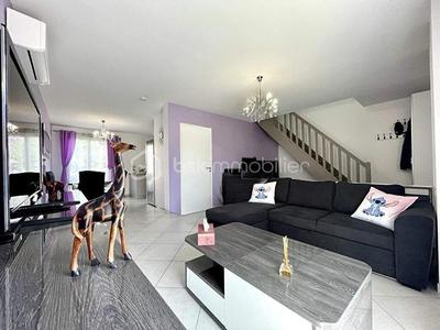 Maison - 86 m² - 5 pièces