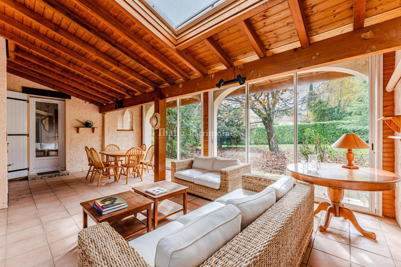 Maison - 170 m² - 6 pièces