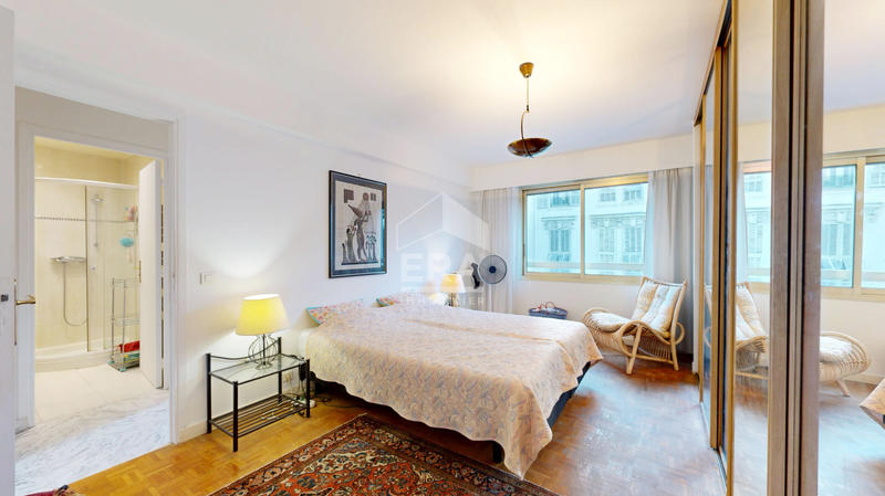 Appartement - 91 m² - 3 pièces