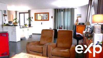 Maison - 102 m² - 5 pièces