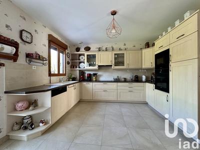 Maison - 167 m² - 6 pièces