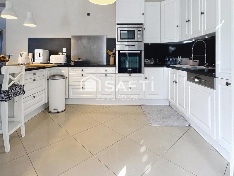 Maison - 160 m² - 7 pièces