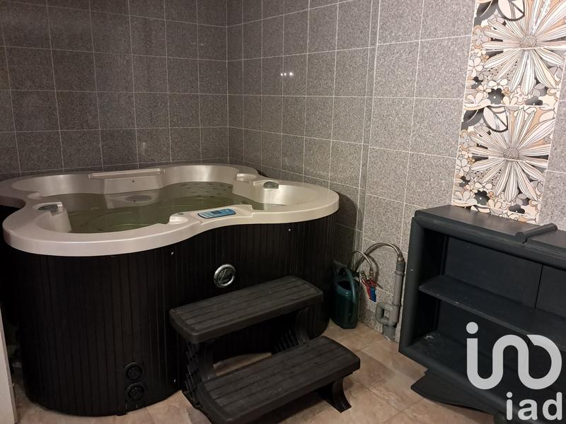 Appartement - 276 m² - 8 pièces