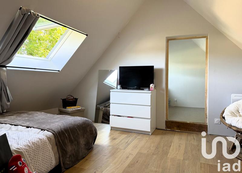 Maison - 180 m² - 8 pièces