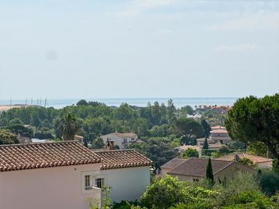 Villa - 350 m² - 9 pièces