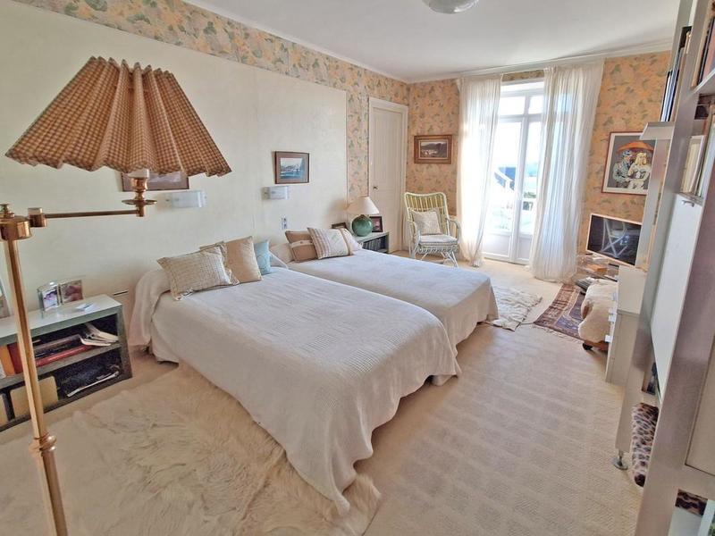 Appartement - 138 m² - 5 pièces