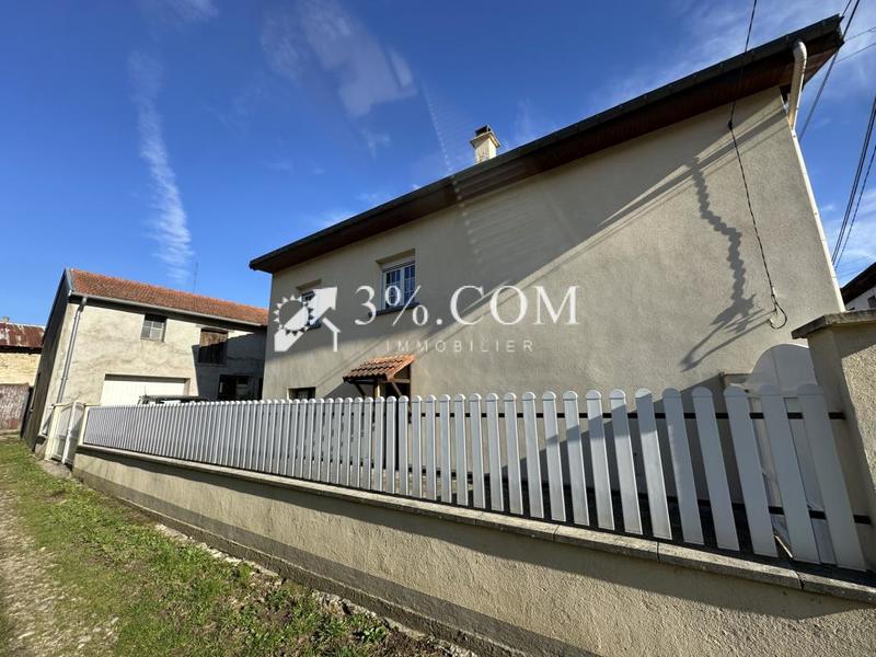 Maison - 92 m² - 5 pièces