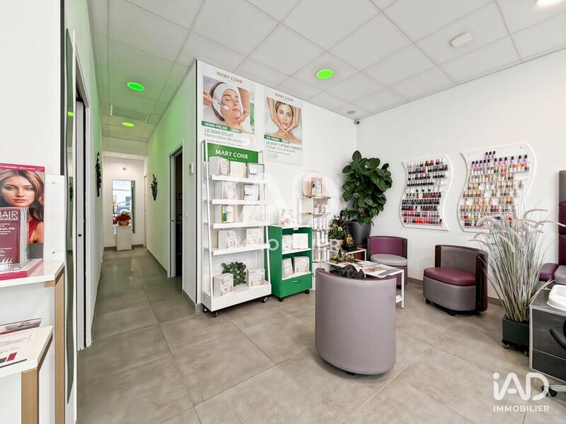 Local commercial - 61 m²