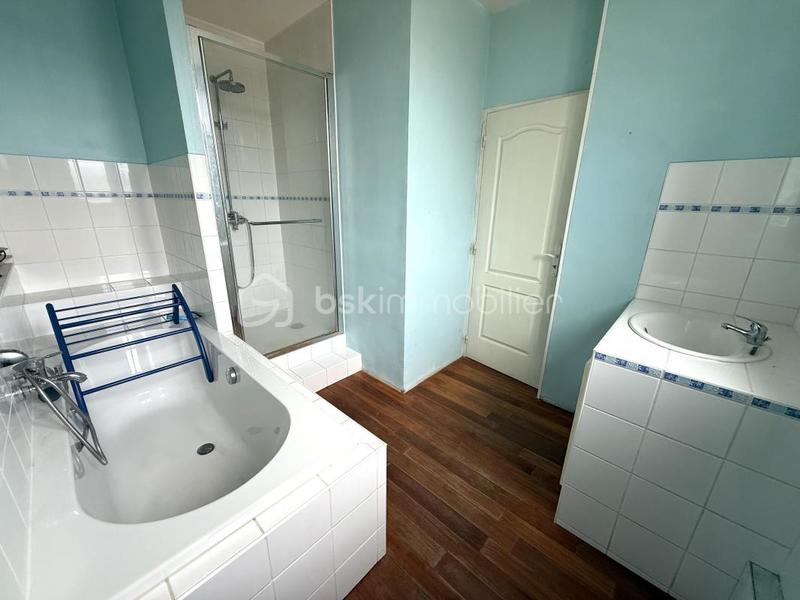 Appartement - 77 m² - 3 pièces